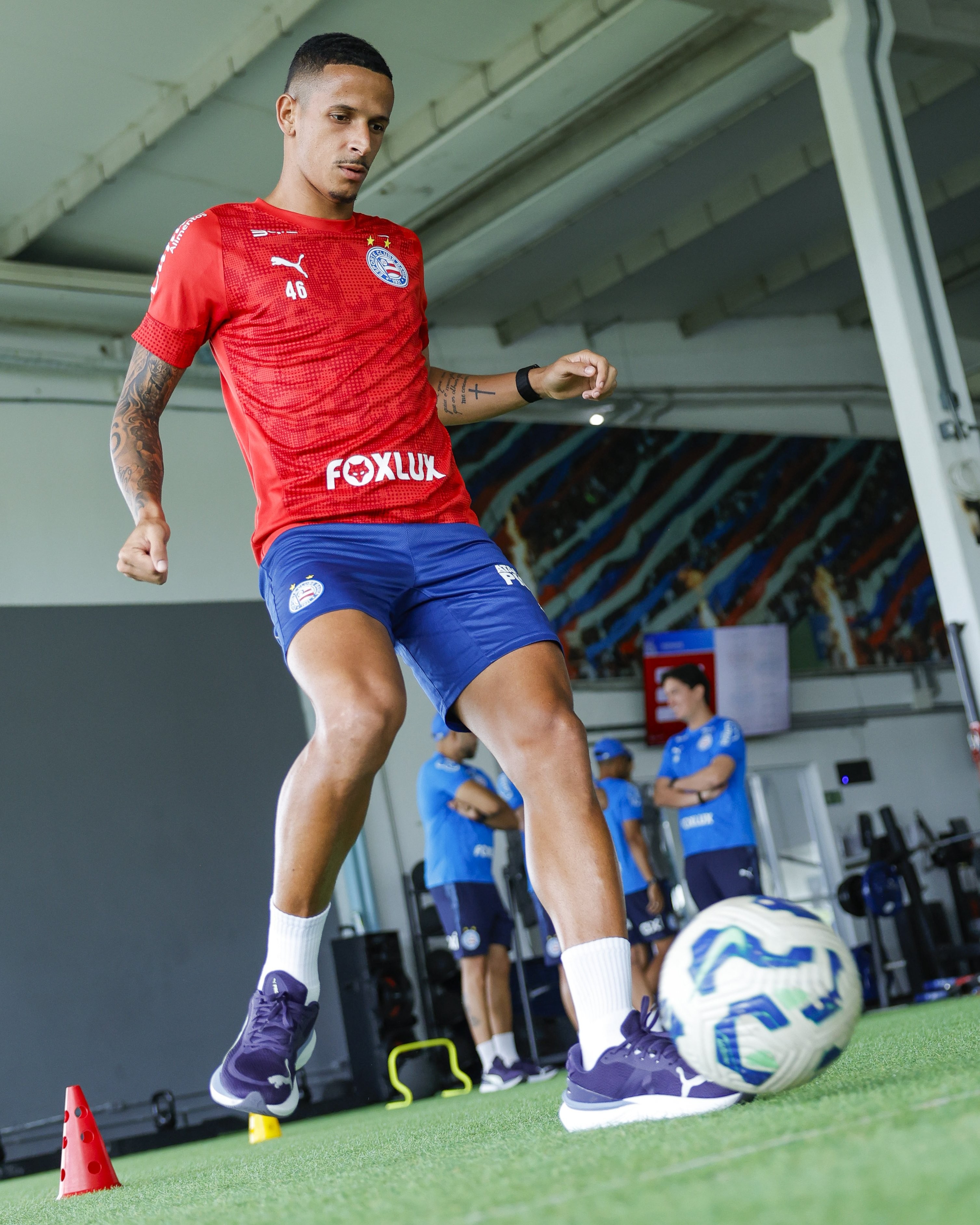 Treino do Bahia tem ajustes táticos de Rogério Ceni e trabalho físico para Luciano Juba