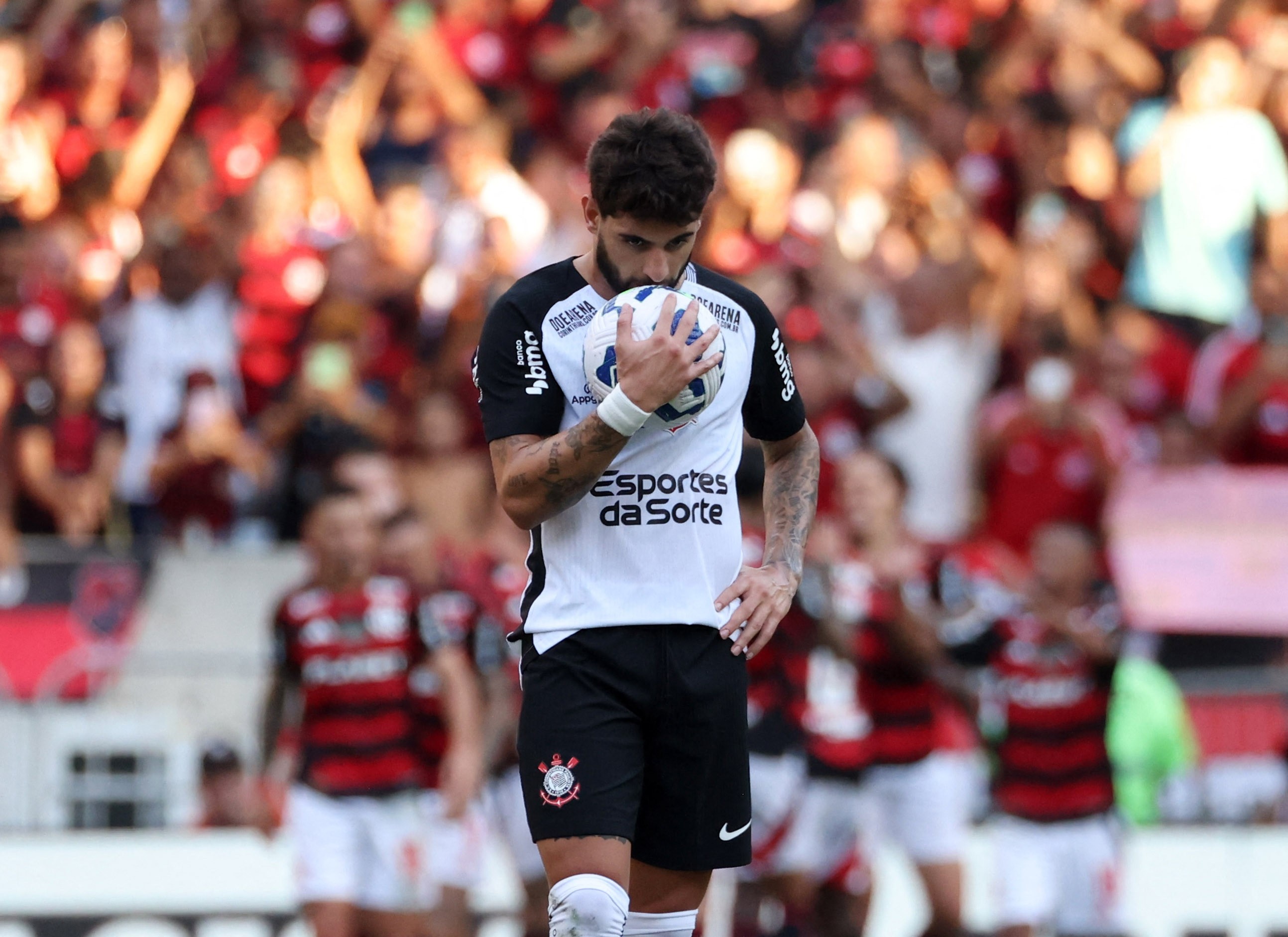 Desafios de Dorival na busca por soluções no Corinthians