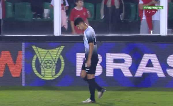 Hugo substituído por lesão na coxa preocupa equipe do Corinthians