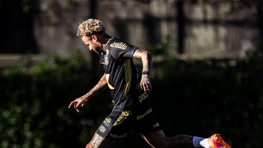 Bastidores: por que pai de Neymar se irritou tanto com vazamento da lesão do camisa 10 do Santos - Foto: (Raul Baretta/Santos)