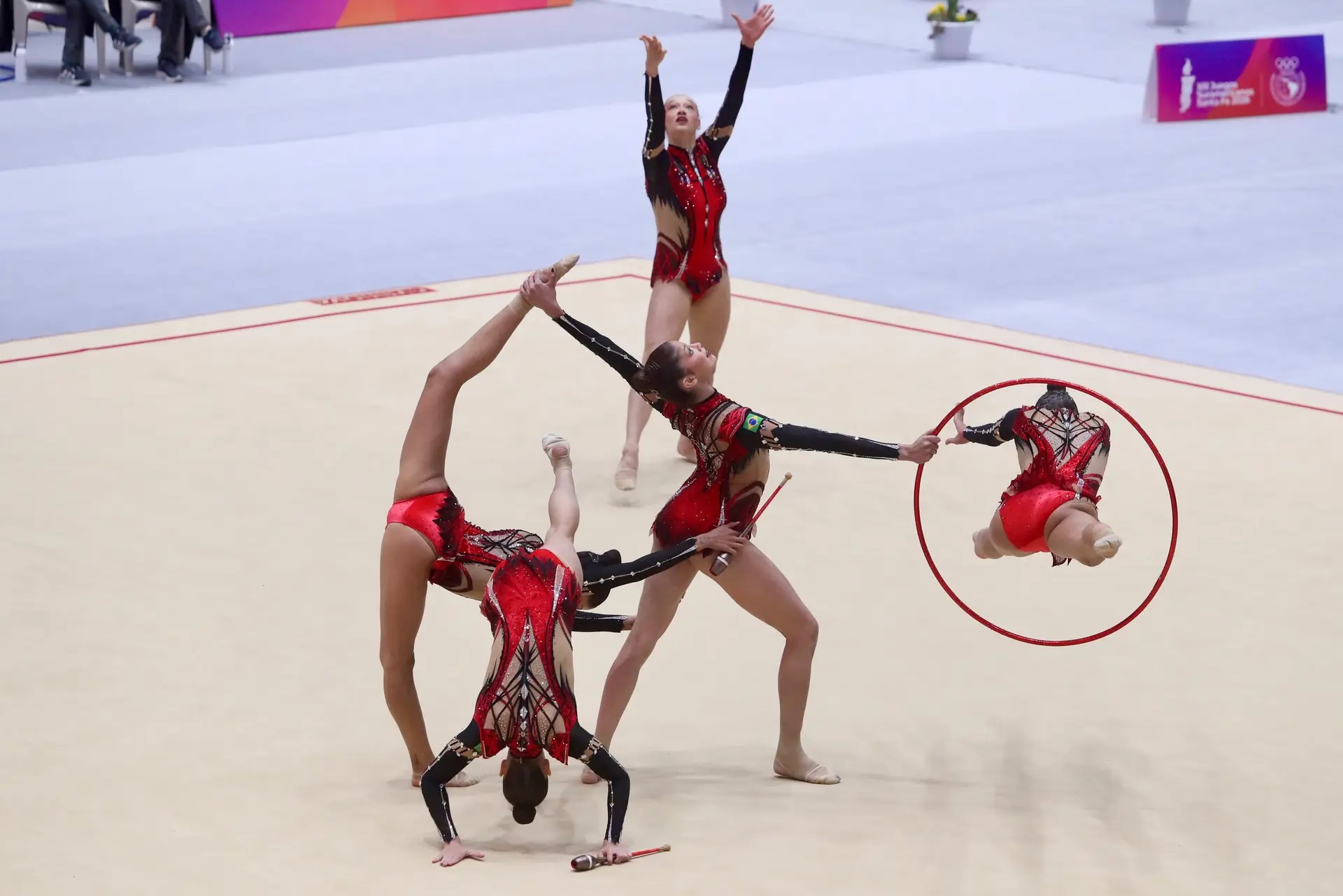 Ginástica Rítmica: conjunto do Brasil supera novamente maior nota do mundo na série mista