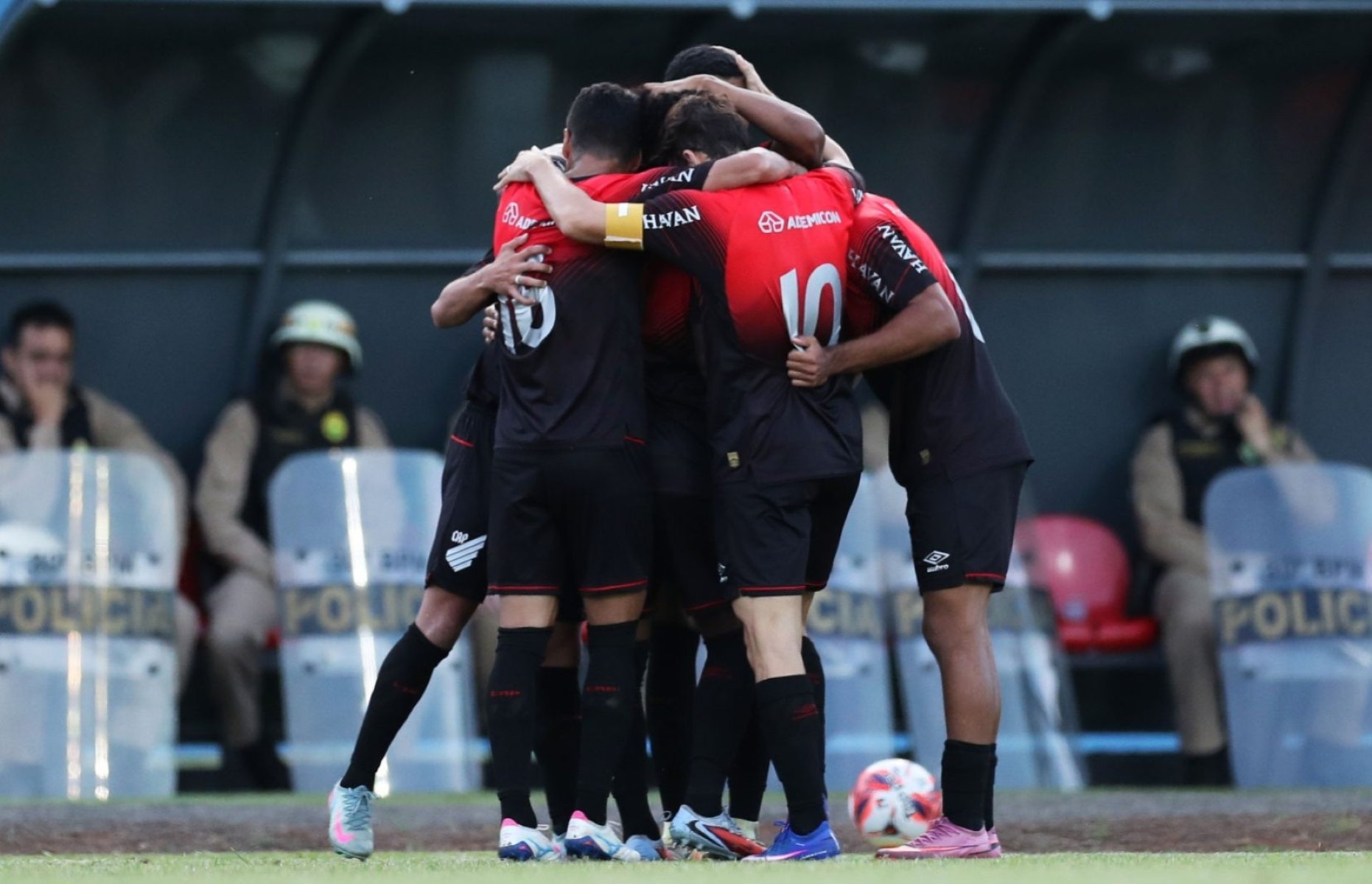 Furacão de olho na nova joia uruguaia: Athletico firma parceria para garimpar talentos