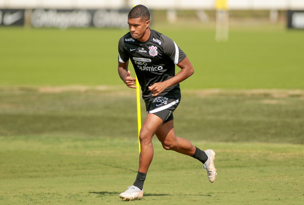 Léo Natel em treino do Corinthians — Foto: Rodrigo Coca/Ag.Corinthians