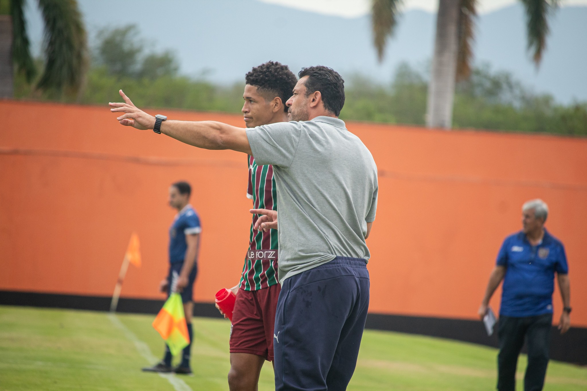 Fluminense vence em estreia de Fred como treinador do time Sub-20