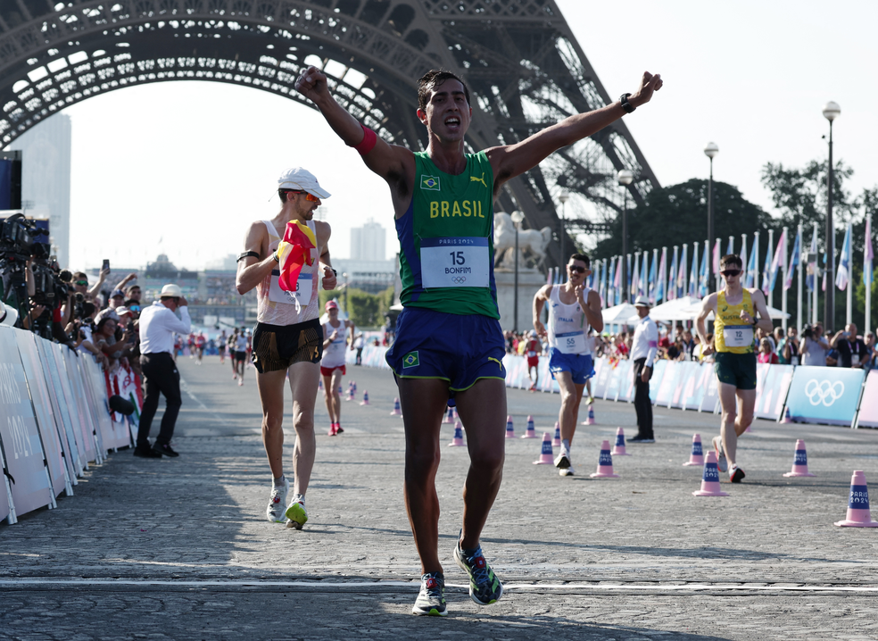 Caio Bonfim conquista a prata em Paris — Foto: REUTERS/Gonzalo Fuentes