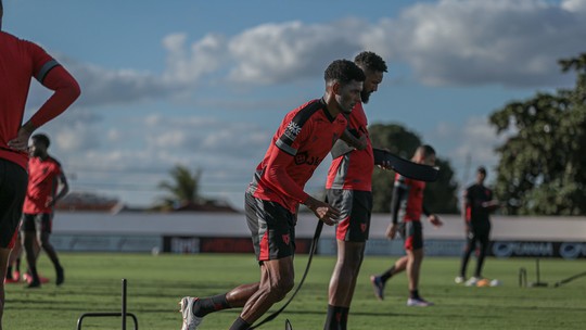 Alix exalta a luta do Atlético-GO e ponto conquistado fora de casa