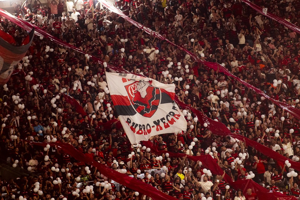 Torcida do Flamengo lotou o Maracanã contra o Cruzeiro e quebrou recorde de público no estádio — Foto: Adriano Fontes/Flamengo