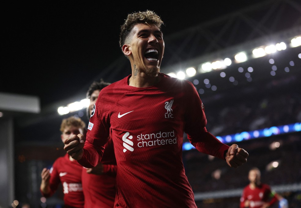 Liverpool anuncia saída de Firmino e mais três jogadores