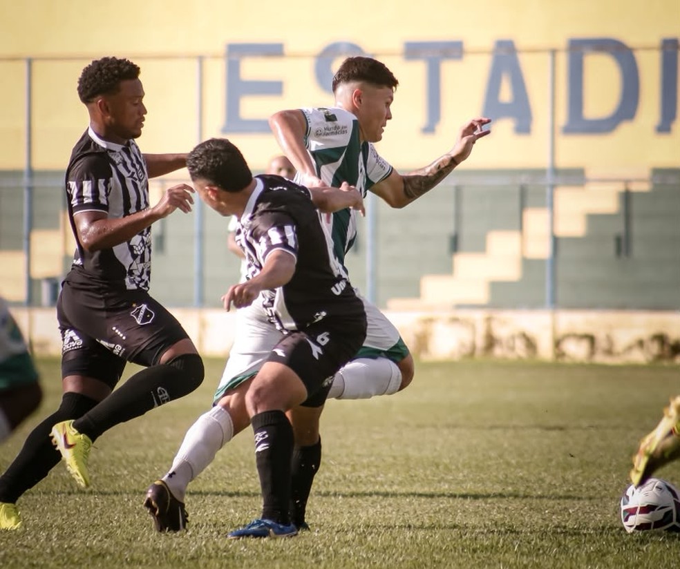 Altos x ABC - Altos em campo