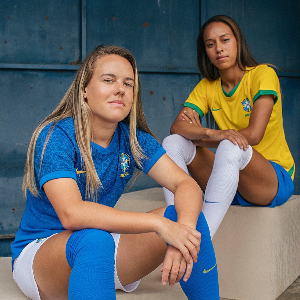 Em busca do título inédito, Brasil estreia na Copa sem estrelas no escudo