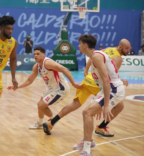 Basket best sale americana montante