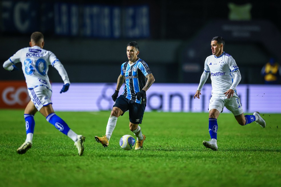 Dodi em derrota do Grêmio para o Cruzeiro — Foto: Lucas Uebel/Grêmio