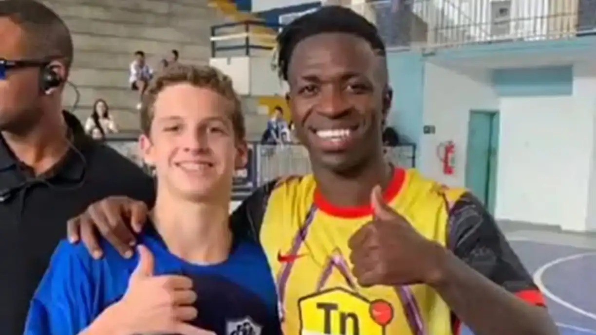 Garoto que desafiou Vini Jr brilha e é campeão pelo Flamengo sub-15