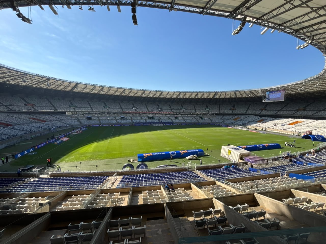 Mineirão a salvo: governador garante jogos do Cruzeiro mesmo com restrições de patrocínios