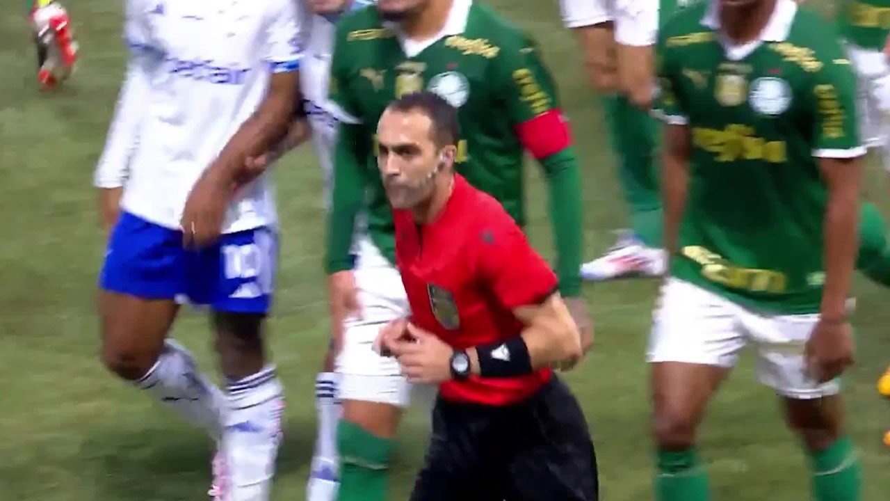 Veja o áudio do VAR que anulou gol do Cruzeiro contra Palmeiras