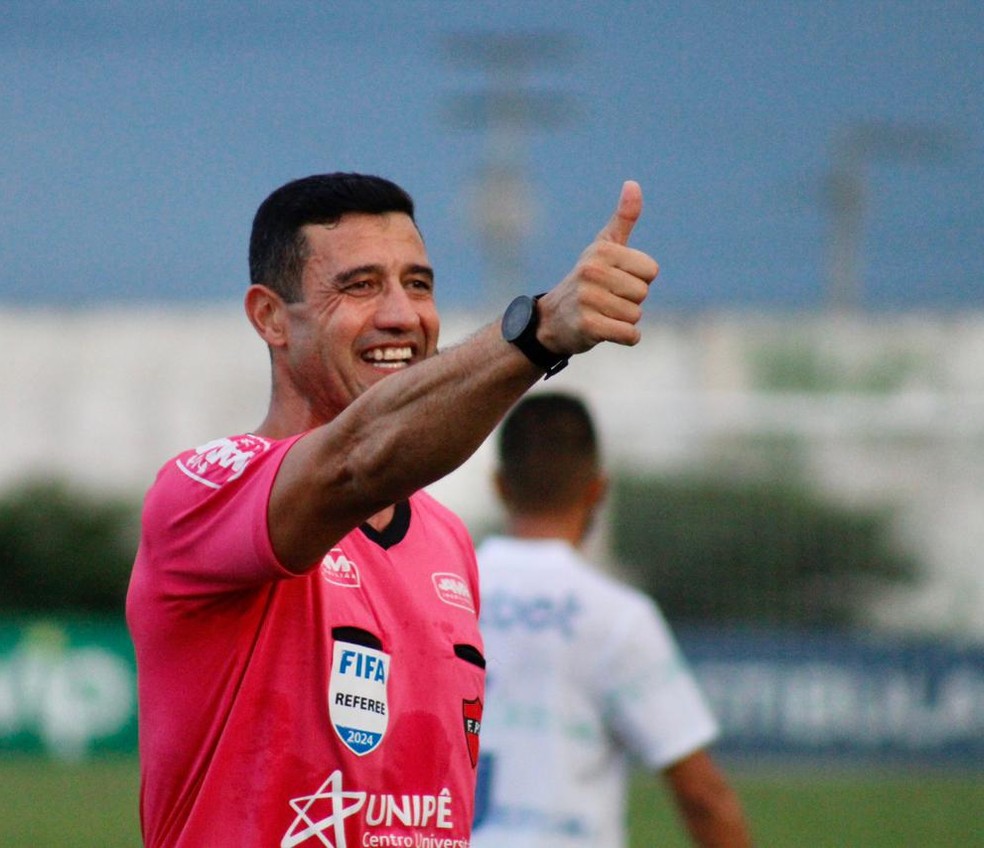 Braulio Machado será o árbitro do Gre-Nal 447 — Foto: Wellington Faustino/FPF-PB