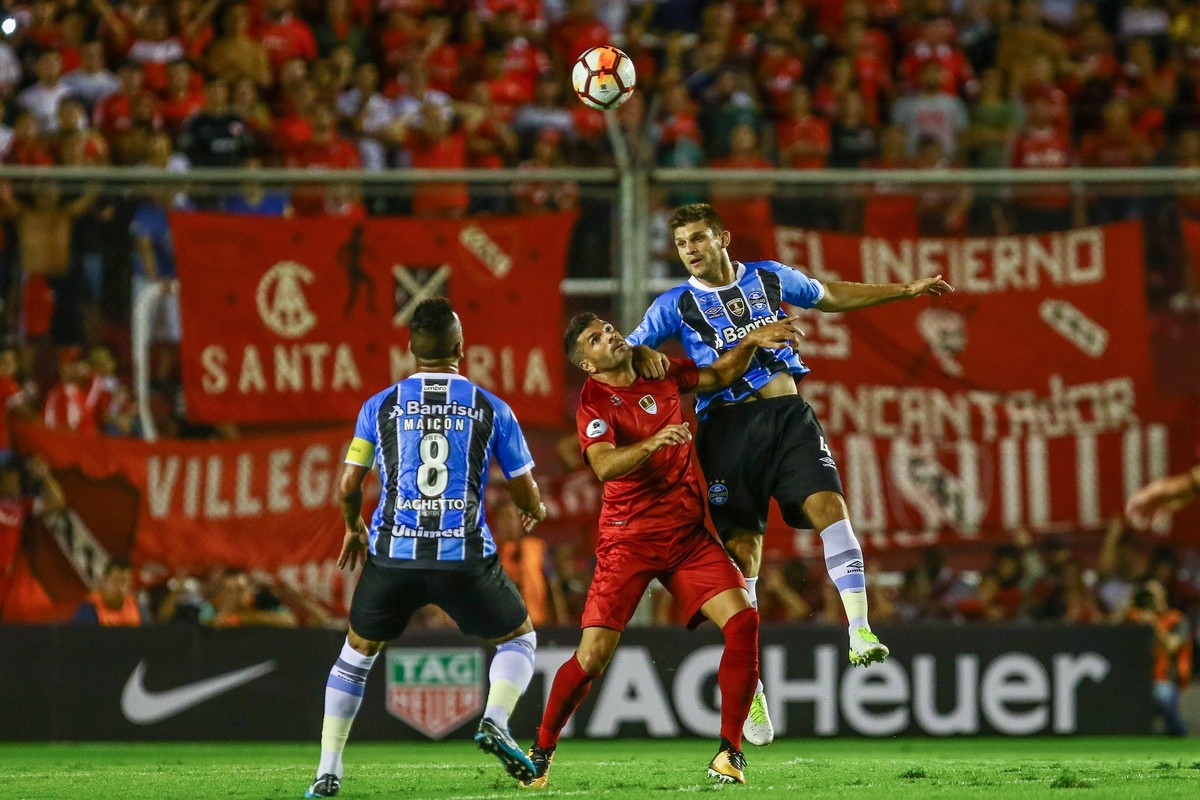 Grêmio rebate interessados em Kannemann e reforça status de inegociável