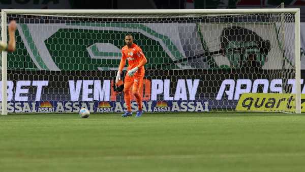 Palmeiras mantém defesa sólida e ataque eficiente para deslanchar na temporada