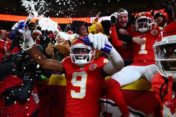 NFL: Chiefs vencem clássico contra Bills e vão buscar tri inédito no Super Bowl