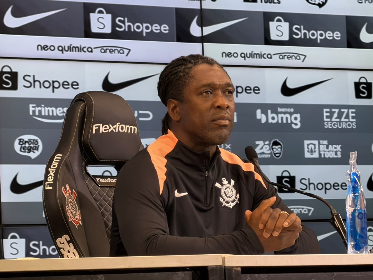 Memphis no clássico? Seeford dá uma estimativa para o retorno do atacante aos jogos do Corinthians
