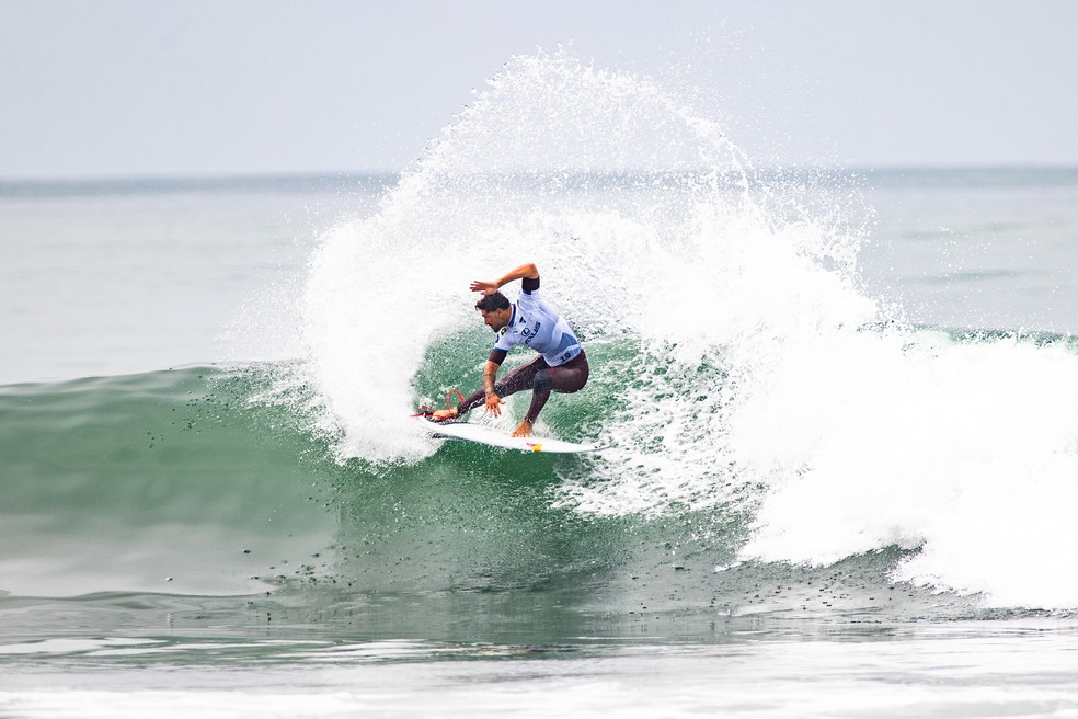 WSL: João Chianca sobrevive à repescagem e vai às oitavas em