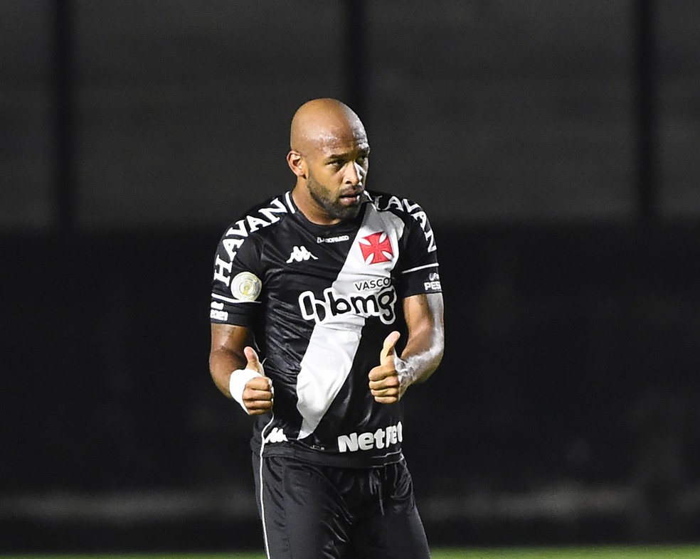 LEMBRA DELE? Ex-jogador do Grêmio relembra pior dia da carreira no clube