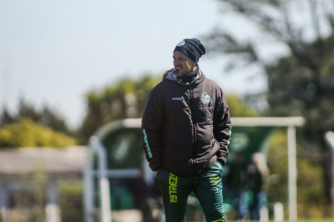 Mandaca e Jandrei viajam, e Juventude ganha três reforços para duelo com o Londrina
