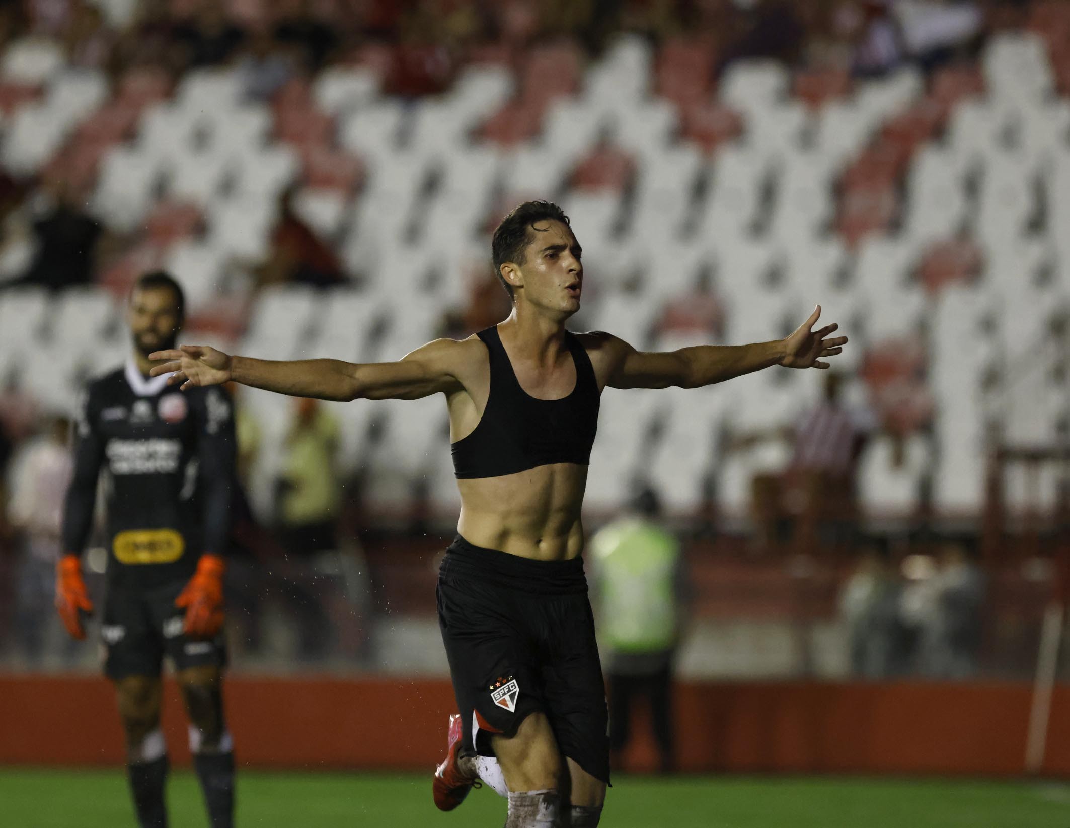 ESPERA AGONIZANTE: Rodriguinho marca pelo São Paulo após três anos e expressa alívio