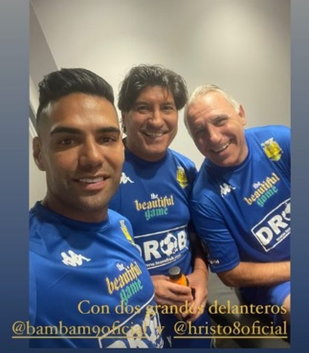 Amigos de ronaldinho x amigos de roberto carlos