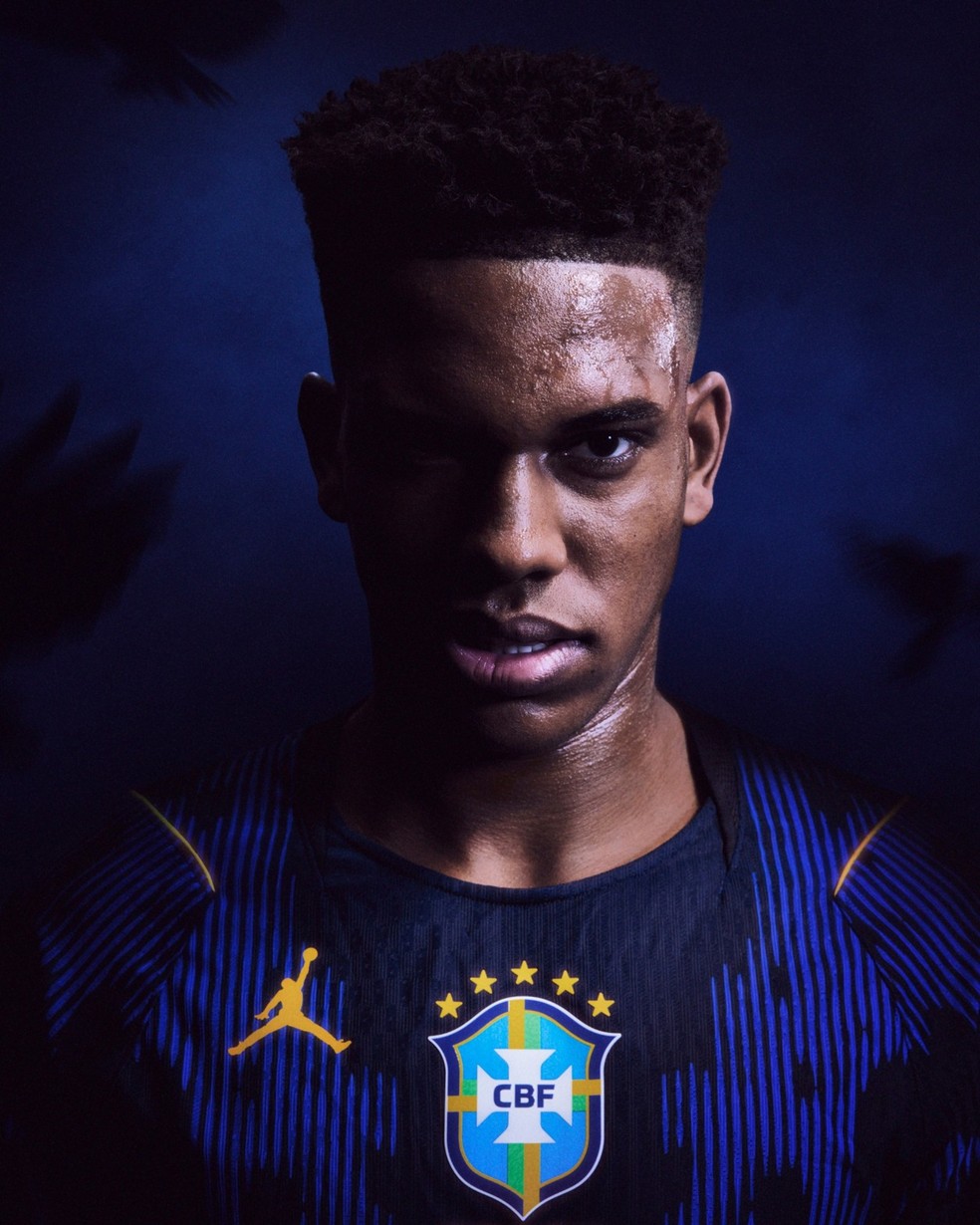 Estêvão com novo uniforme 2 da seleção brasileira — Foto: Divulgação/Jordan/Nike