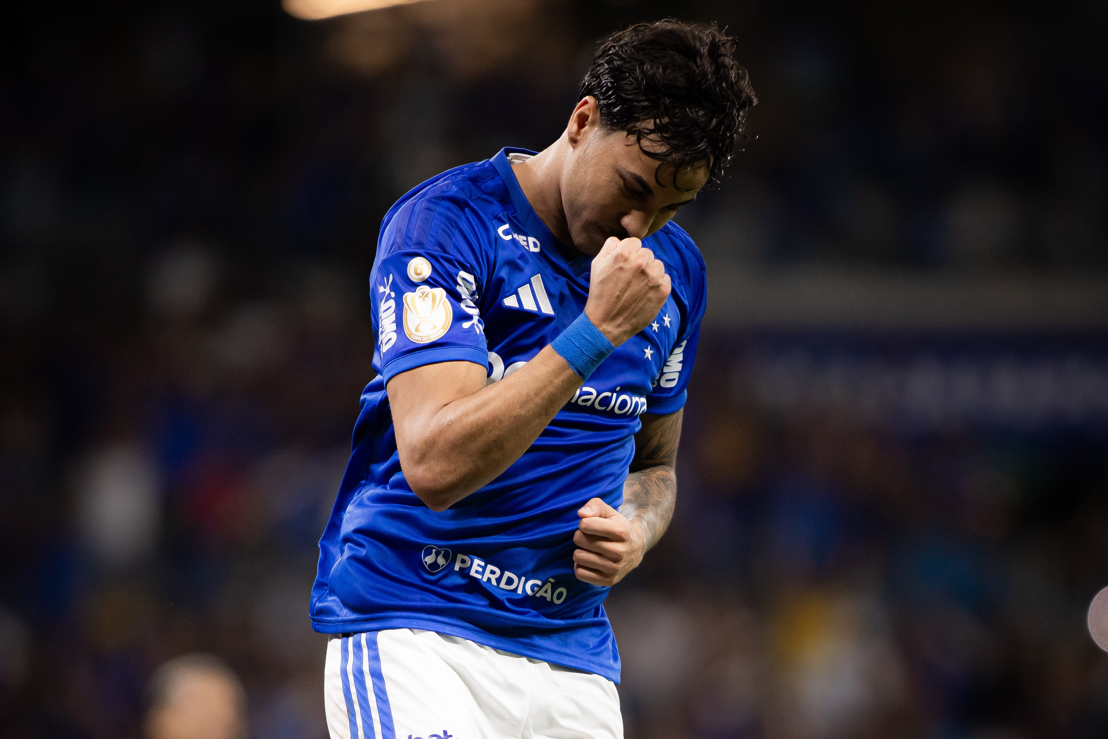 Kauã e Kaique transformam Cruzeiro em gladiador e garantem classificação na Copa do Brasil