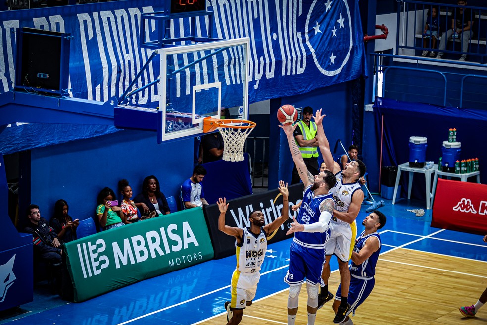 Cruzeiro emendou terceiro jogo sem vitória no NBB — Foto: Arthur Lobo