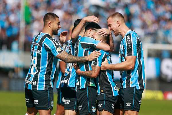 Vote no Melhor Gol do Ano do Grêmio em 2024: Conheça os Candidatos