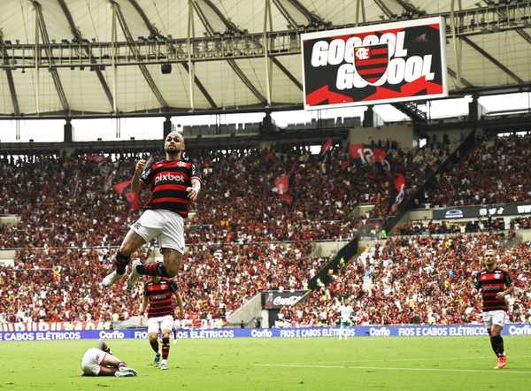 FLAMENGO ATINGE MARCA HISTÓRICA! 100 gols em 2024 e Pedro brilha como artilheiro! Confira os destaques do ano!