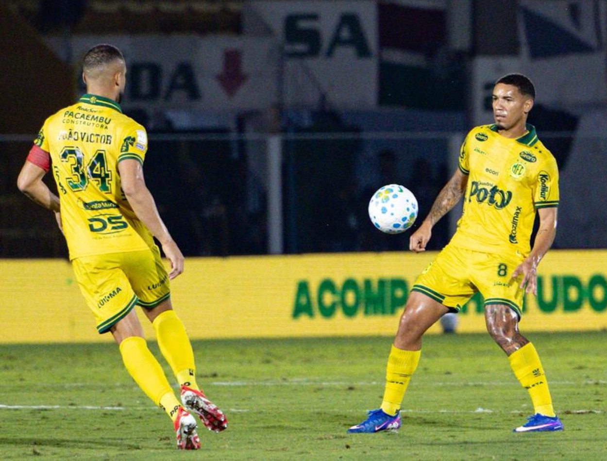 Mirassol perde dupla titular, mas vive expectativa de retorno contra o Vitória