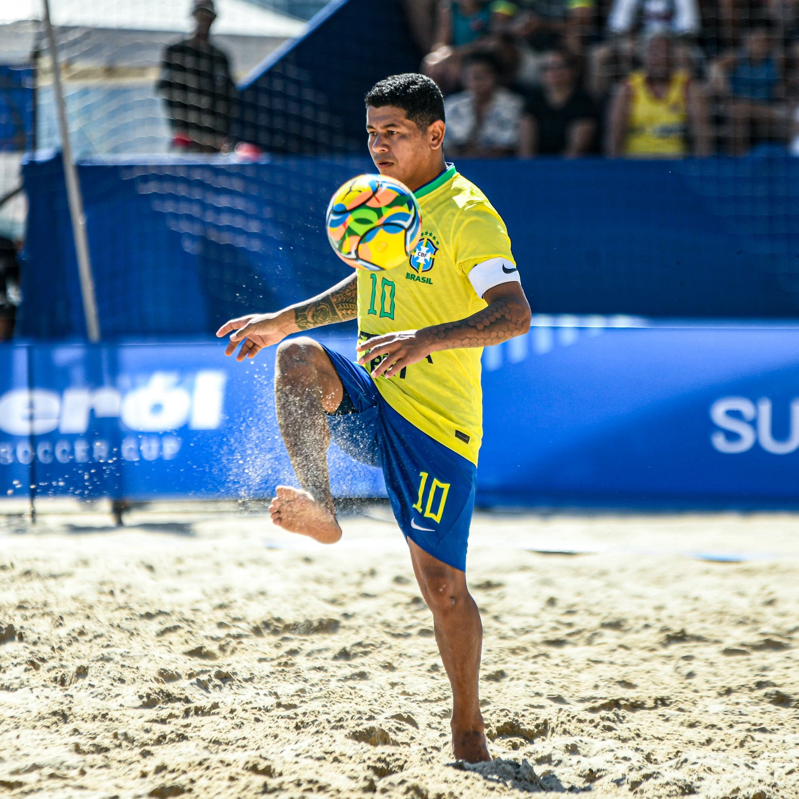 Datinha atinge marca de 200 jogos pela Seleção Brasileira de futebol de areia