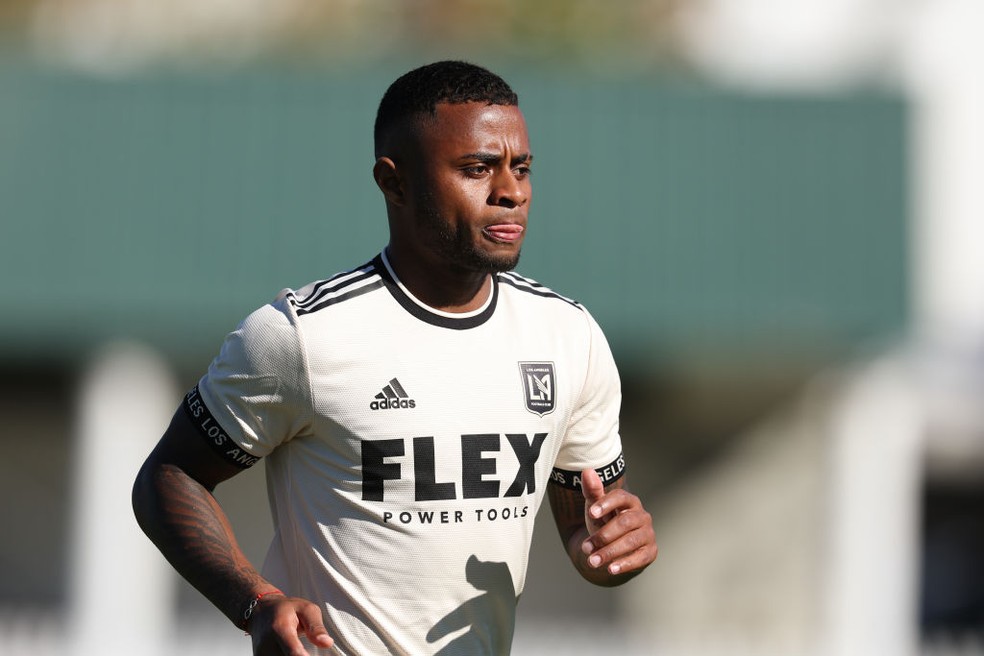 Diego Palacios deve reforçar o Corinthians em 2024 — Foto: Matthew Ashton - AMA/Getty Images