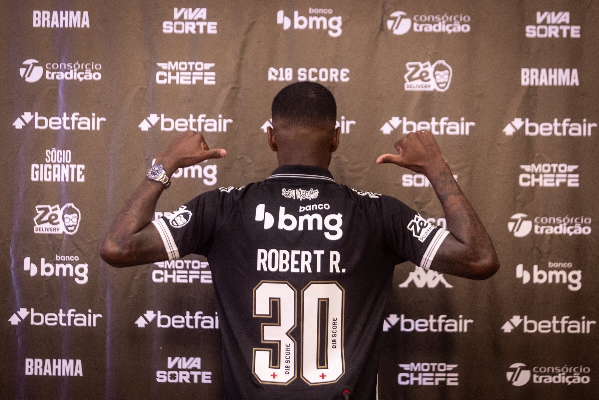 Entenda por que o Vasco ainda deve ter cautela com Robert Renan e Matheus França na Copa do Brasil