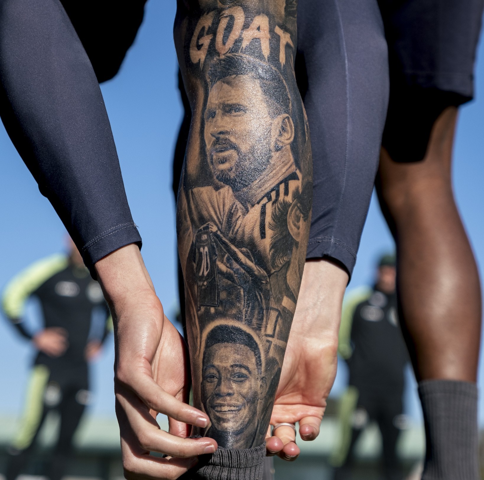 Zagueiro do Coritiba tatua o rosto de Messi durante a Copa do Mundo: "Maior de todos"