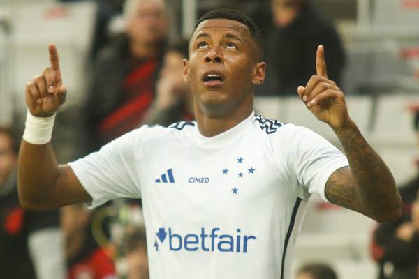 Atuações do Cruzeiro: atacantes e Lucas Silva se destacam em empate amargo; veja notas