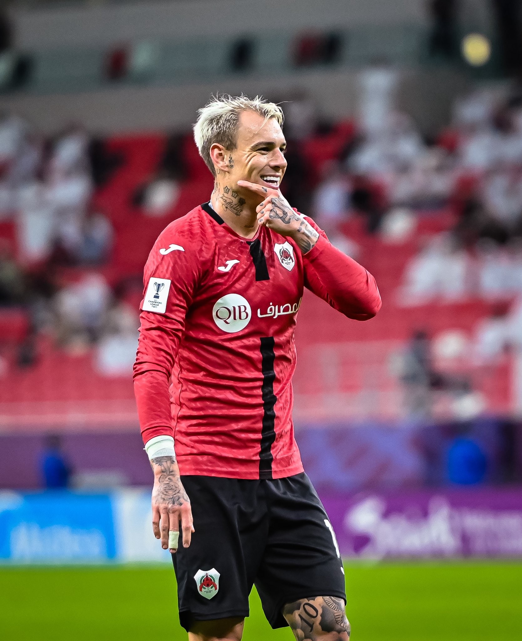 Ex-Corinthians e Palmeiras, Róger Guedes vive fase artilheira e chega a 200 gols na carreira