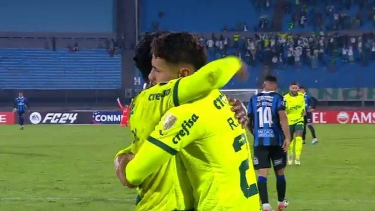 Palmeiras busca liderança geral na Libertadores com possível vitória na próxima rodada.