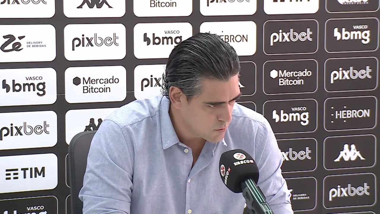 Bracks mostra confian&ccedil;a no trabalho desenvolvido no Vasco: 'Somos e seremos os nomes que tirar&atilde;o o Vasco dessa situa&ccedil;&atilde;o'