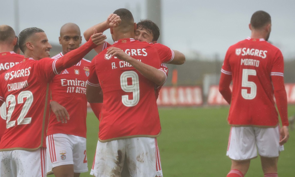 Arthur Cabral comemora gol pelo Benfica — Foto: Isabel Cutileiro / SL Benfica