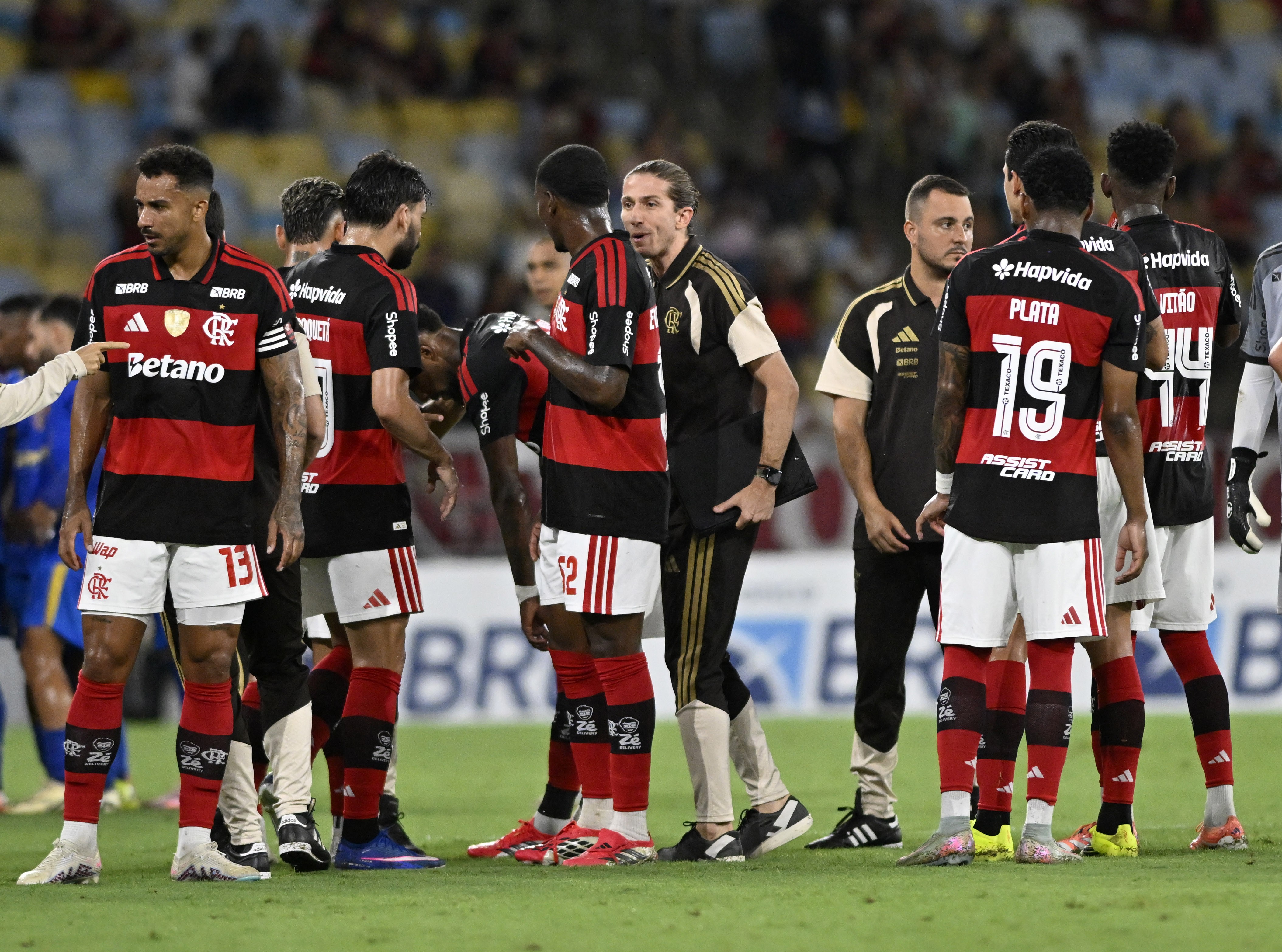 Flamengo Adota Estratégia de Força Máxima na Decisão do Carioca: Um Olhar sobre o Planejamento do Clube