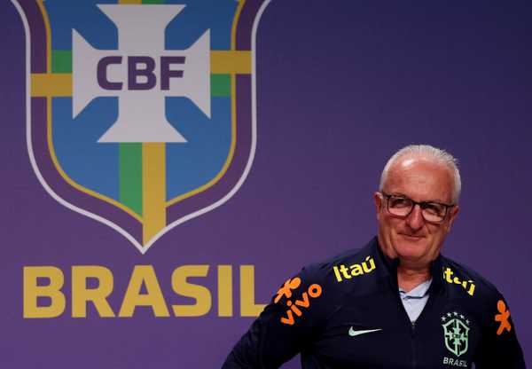 Dorival Júnior leva mais dois profissionais do São Paulo para seleção.