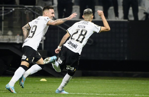 Classificado, Corinthians chega a quase R$ 20 milhões em prêmios na  Libertadores, corinthians