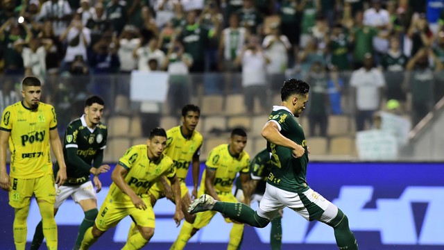 Palmeiras x Mirassol, gol de pênalti de Raphael Veiga