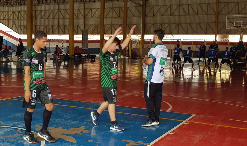 Mikaela e Rogério Jr fecham participação no Campeonato Internacional de  Parabadminton, presidente prudente região