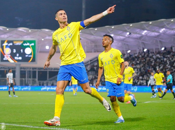 Ronaldo 50 sales